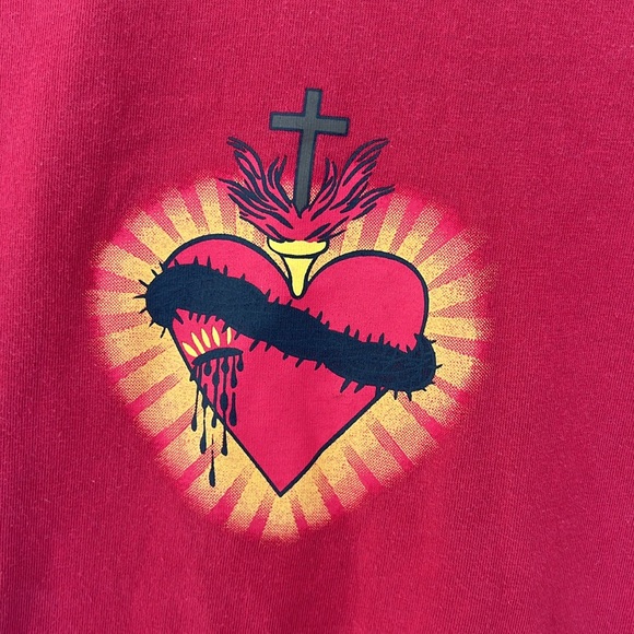 Elan red baby tee in size medium with heart on fire detail - Picture 3 of 5